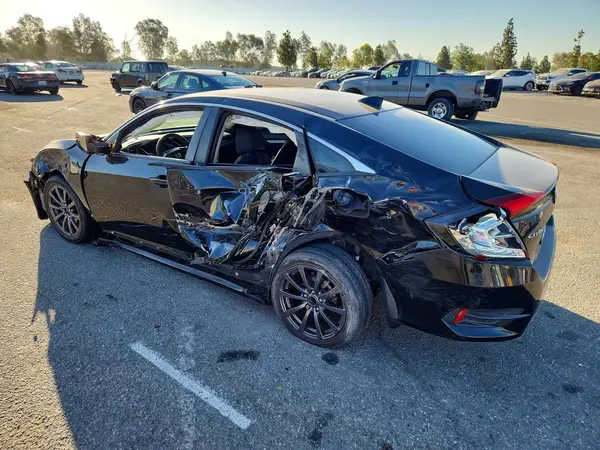 2HGFC2F70JH574940 2018 HONDA CIVIC - Image 2