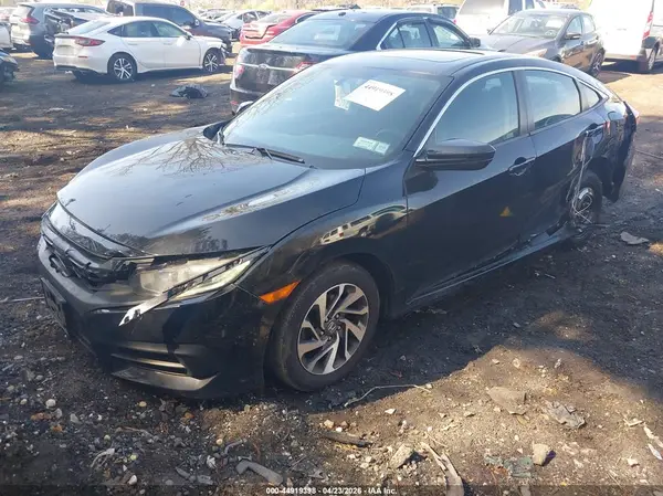 2HGFC2F70JH577496 2018 HONDA CIVIC - Image 2