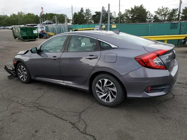 2HGFC2F70JH579698 2018 HONDA CIVIC - Image 2