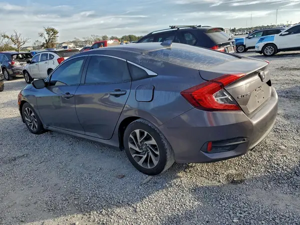 2HGFC2F70JH586828 2018 HONDA CIVIC - Image 2