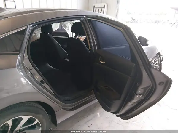 2HGFC2F70JH588174 2018 HONDA CIVIC - Image 8