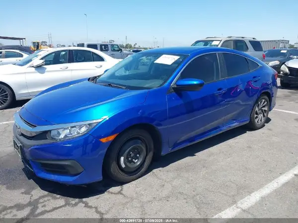 2HGFC2F70JH603997 2018 HONDA CIVIC - Image 2