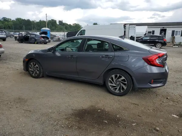 2HGFC2F70JH605362 2018 HONDA CIVIC - Image 2