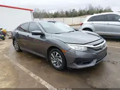 2HGFC2F70JH605393 2018 HONDA CIVIC