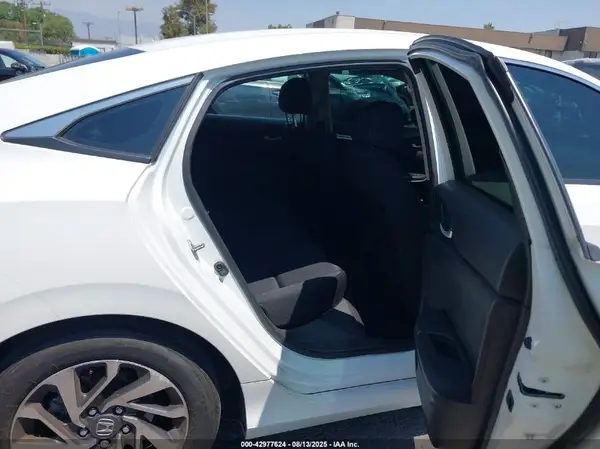2HGFC2F71GH555726 2016 HONDA CIVIC - Image 8