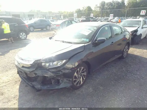 2HGFC2F71HH563763 2017 HONDA CIVIC - Image 2