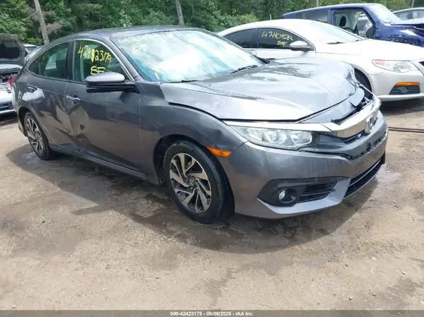 2HGFC2F71JH501947 2018 HONDA CIVIC - Image 1