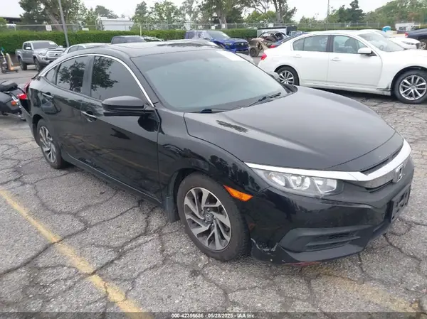 2HGFC2F71JH502595 2018 HONDA CIVIC - Image 1