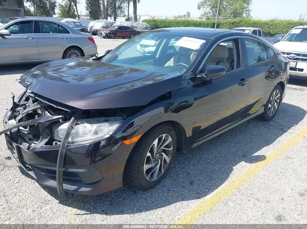 2HGFC2F71JH507473 2018 HONDA CIVIC - Image 2