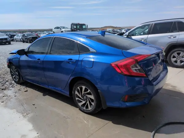 2HGFC2F71JH514360 2018 HONDA CIVIC - Image 2