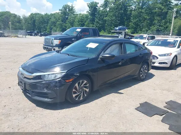 2HGFC2F71JH518893 2018 HONDA CIVIC - Image 2