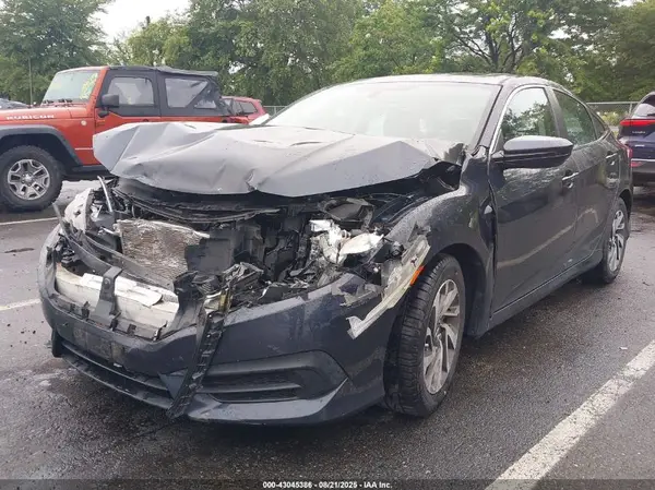 2HGFC2F71JH522376 2018 HONDA CIVIC - Image 2