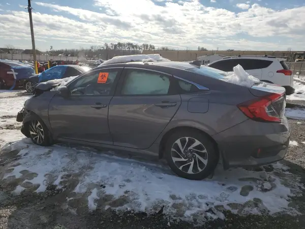 2HGFC2F71JH523379 2018 HONDA CIVIC - Image 2
