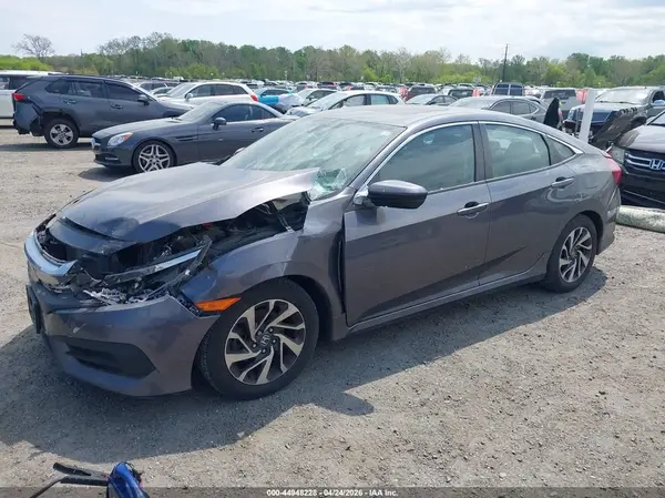 2HGFC2F71JH525052 2018 HONDA CIVIC - Image 2