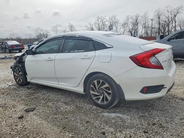 2HGFC2F71JH534463 2018 HONDA CIVIC - Image 2