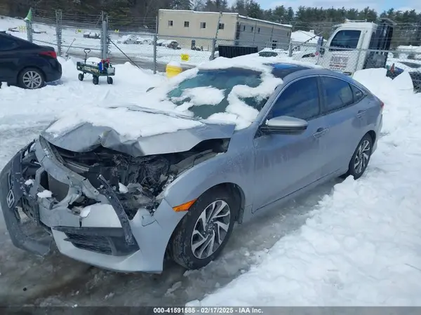 2HGFC2F71JH536357 2018 HONDA CIVIC - Image 2