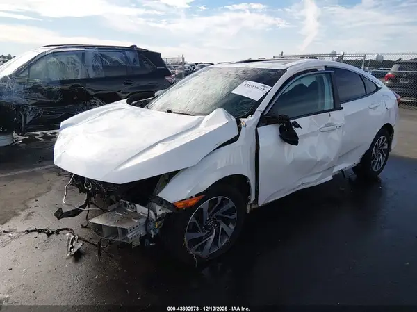 2HGFC2F71JH542109 2018 HONDA CIVIC - Image 2