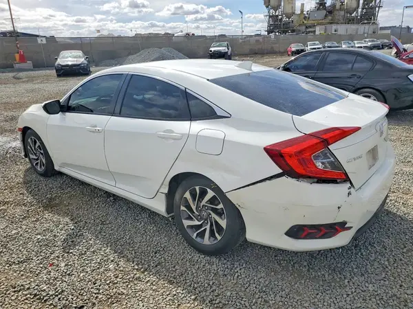 2HGFC2F71JH544491 2018 HONDA CIVIC - Image 2