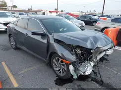 2HGFC2F71JH551439 2018 HONDA CIVIC