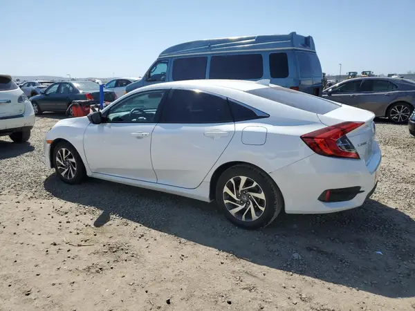 2HGFC2F71JH553689 2018 HONDA CIVIC - Image 2