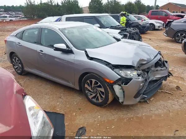 2HGFC2F71JH558455 2018 HONDA CIVIC - Image 1