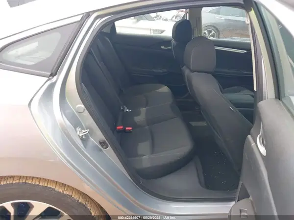 2HGFC2F71JH558455 2018 HONDA CIVIC - Image 8
