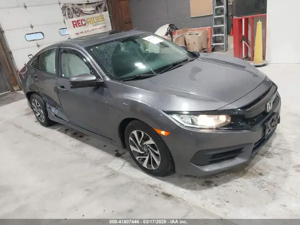 2HGFC2F71JH569486 2018 HONDA CIVIC - Image 1