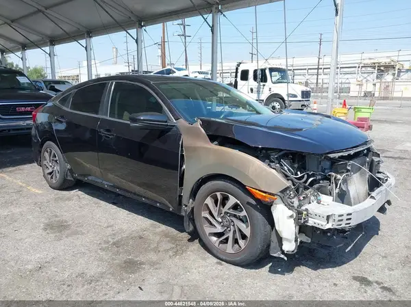 2HGFC2F71JH573246 2018 HONDA CIVIC - Image 1