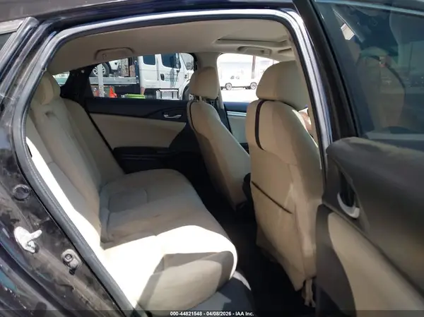 2HGFC2F71JH573246 2018 HONDA CIVIC - Image 8