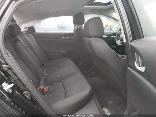 2HGFC2F71JH575160 2018 HONDA CIVIC - Image 8