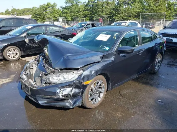 2HGFC2F71JH579953 2018 HONDA CIVIC - Image 2