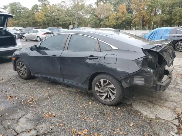 2HGFC2F71JH596980 2018 HONDA CIVIC - Image 2