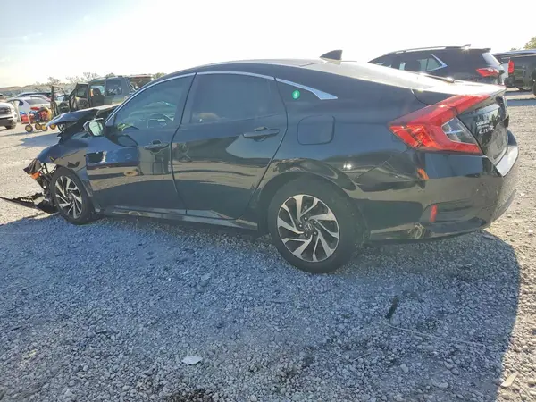2HGFC2F71JH597613 2018 HONDA CIVIC - Image 2