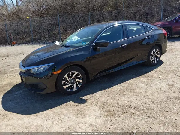 2HGFC2F71JH604236 2018 HONDA CIVIC - Image 2