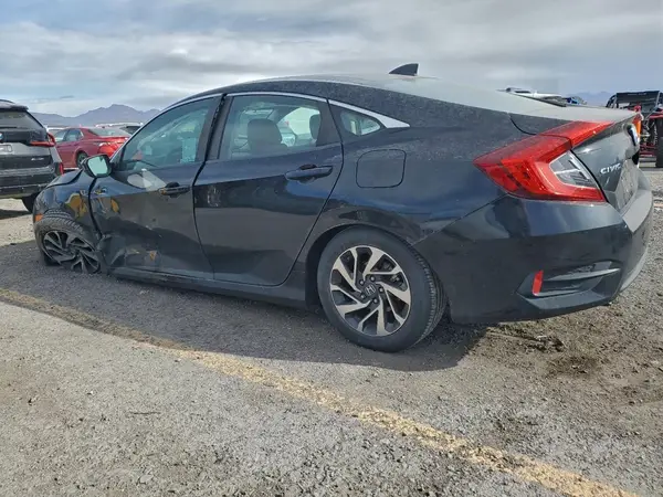2HGFC2F71JH607847 2018 HONDA CIVIC - Image 2