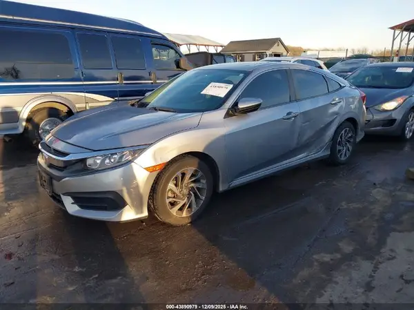 2HGFC2F72HH570656 2017 HONDA CIVIC - Image 2