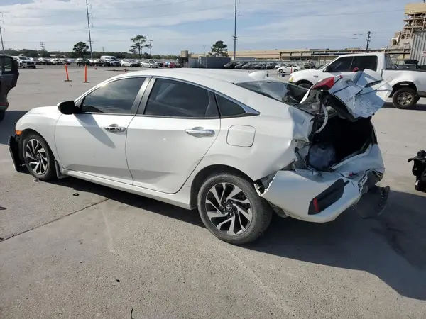 2HGFC2F72JH504615 2018 HONDA CIVIC - Image 2