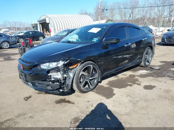 2HGFC2F72JH511130 2018 HONDA CIVIC - Image 2