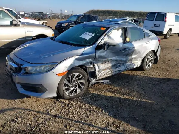 2HGFC2F72JH513167 2018 HONDA CIVIC - Image 2
