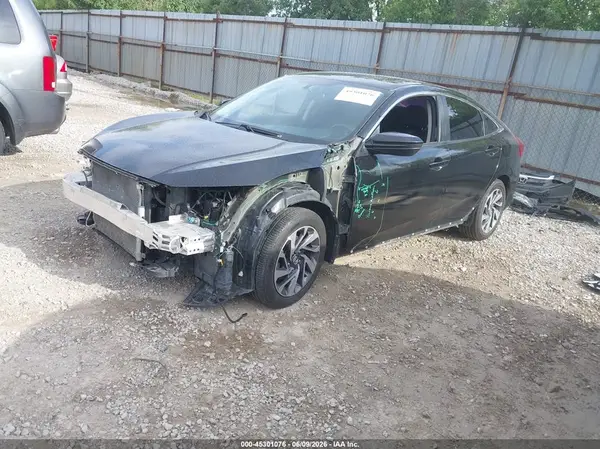 2HGFC2F72JH514545 2018 HONDA CIVIC - Image 2