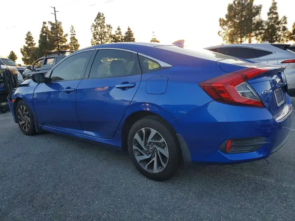 2HGFC2F72JH515498 2018 HONDA CIVIC - Image 2