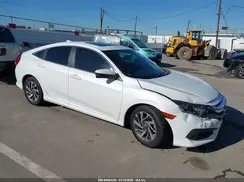 2HGFC2F72JH518997 2018 HONDA CIVIC