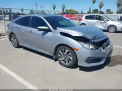 2HGFC2F72JH519258 2018 HONDA CIVIC