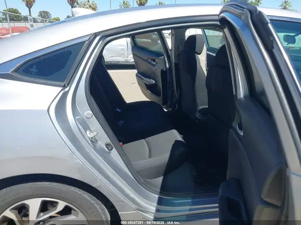 2HGFC2F72JH519258 2018 HONDA CIVIC - Image 8