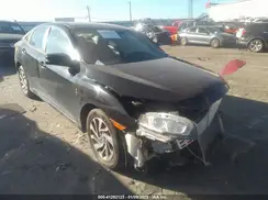 2HGFC2F72JH527201 2018 HONDA CIVIC