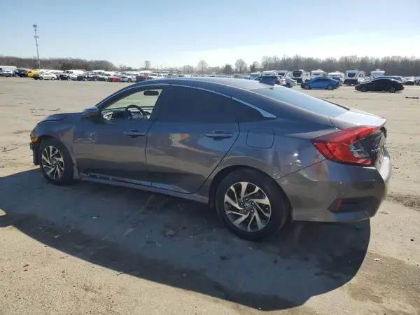 2HGFC2F72JH528736 2018 HONDA CIVIC - Image 2