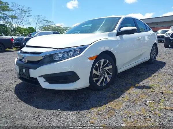 2HGFC2F72JH531622 2018 HONDA CIVIC - Image 2