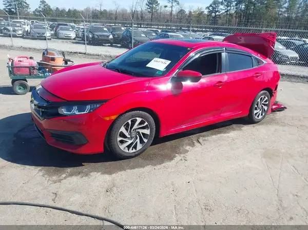 2HGFC2F72JH538585 2018 HONDA CIVIC - Image 2