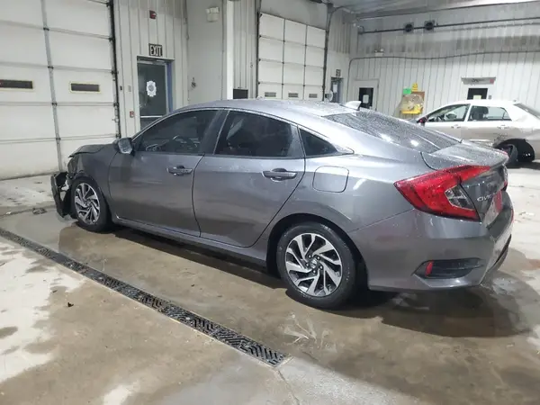 2HGFC2F72JH545455 2018 HONDA CIVIC - Image 2
