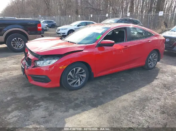 2HGFC2F72JH551157 2018 HONDA CIVIC - Image 2
